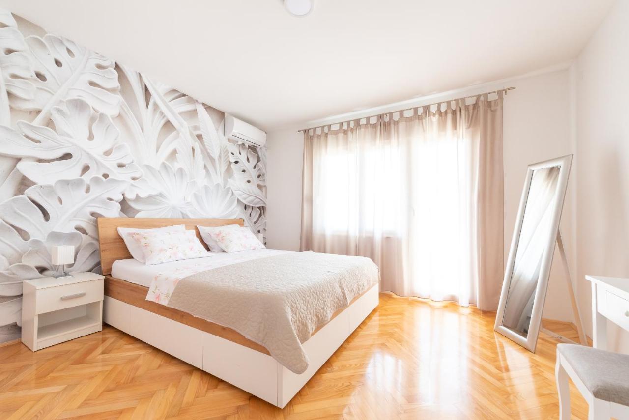 Villa Apartments Duje Kaštela Extérieur photo