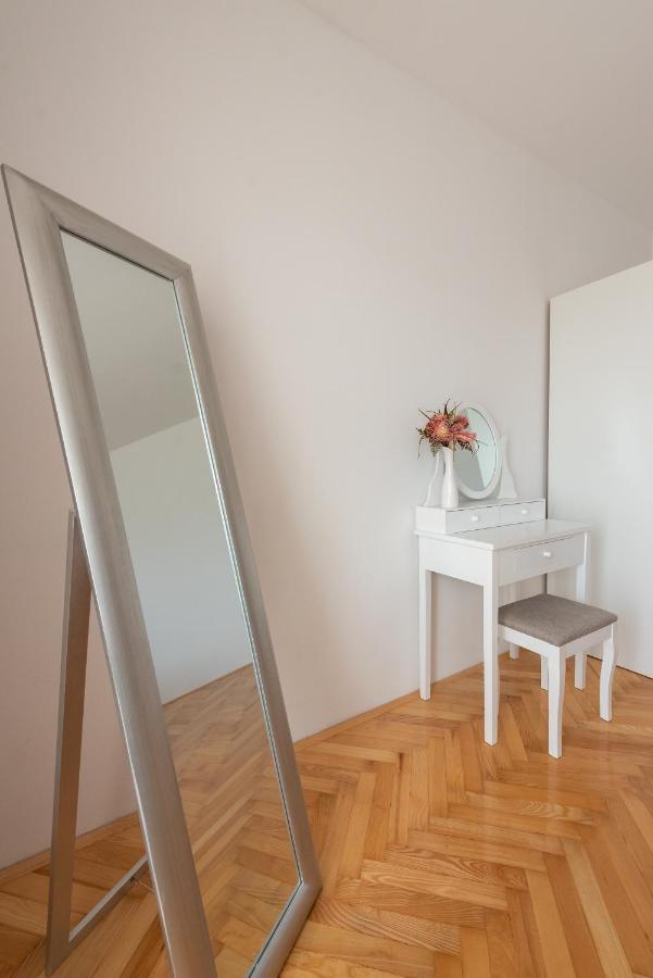 Villa Apartments Duje Kaštela Extérieur photo
