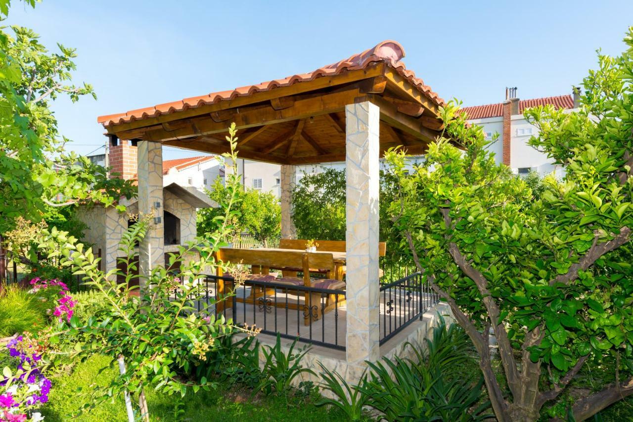 Villa Apartments Duje Kaštela Extérieur photo